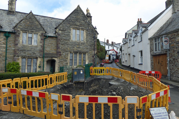 Large hole in Pilton Street for electricity repairs