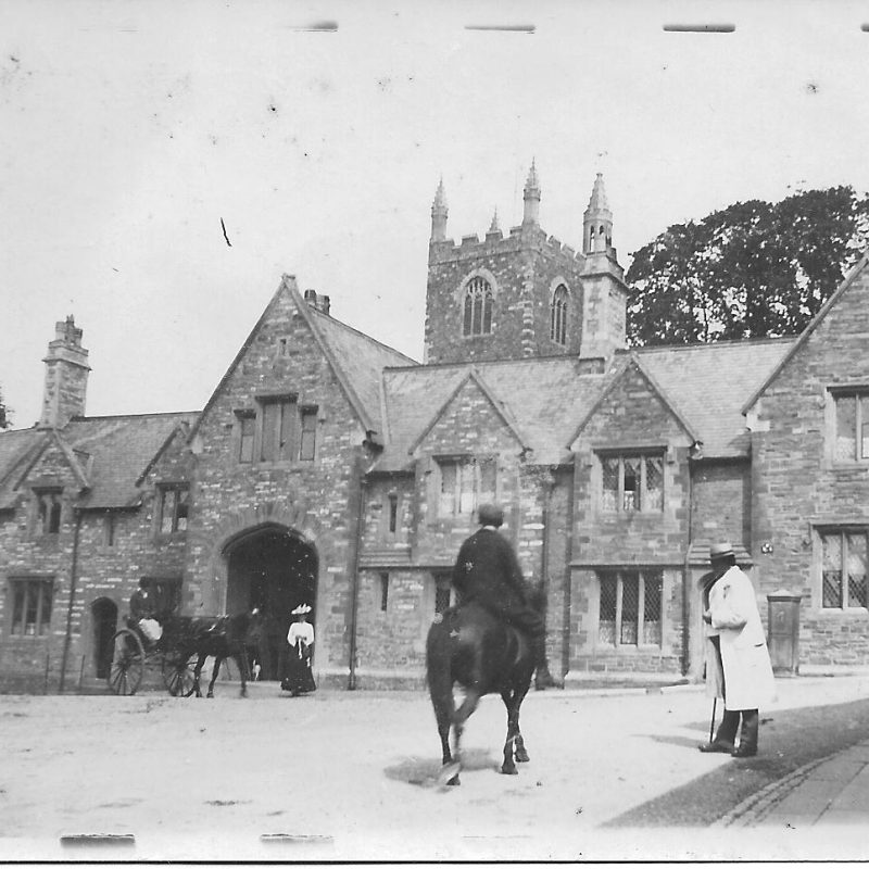 The Top of Pilton Street around 1900