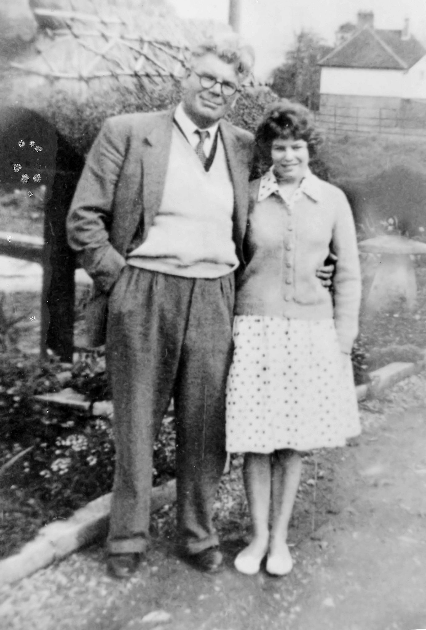 'Shilling' Sam Gratton and his daughter Janet Gratton of Fair View Pilton